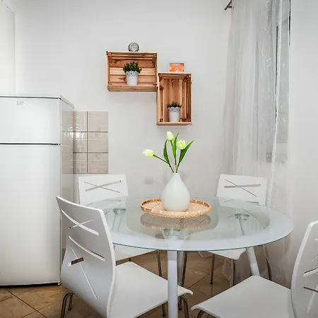 Sunset Apartment